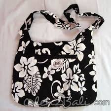 Bali girl sling bag