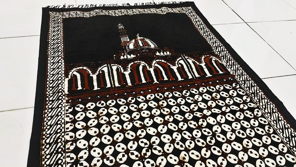 Handmade Batik Sajda Muslim Prayer Rugs [1]