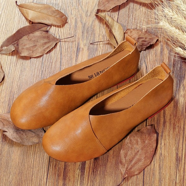 Women Large Size Pure Color Slip On Vintage Casual Flat Loafers Leather Soft