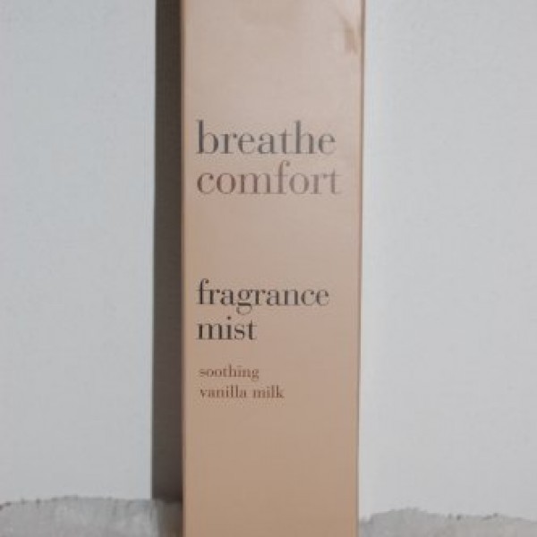 Bath & Body Works Breathe Comfort Fragrance Mist Soothing Vanilla Milk 3.3 fl oz/ 100 ml