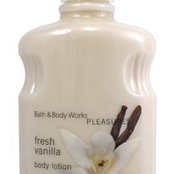 Bath & Body Works Fresh Vanilla Pleasures Collection Body Lotion 8 oz