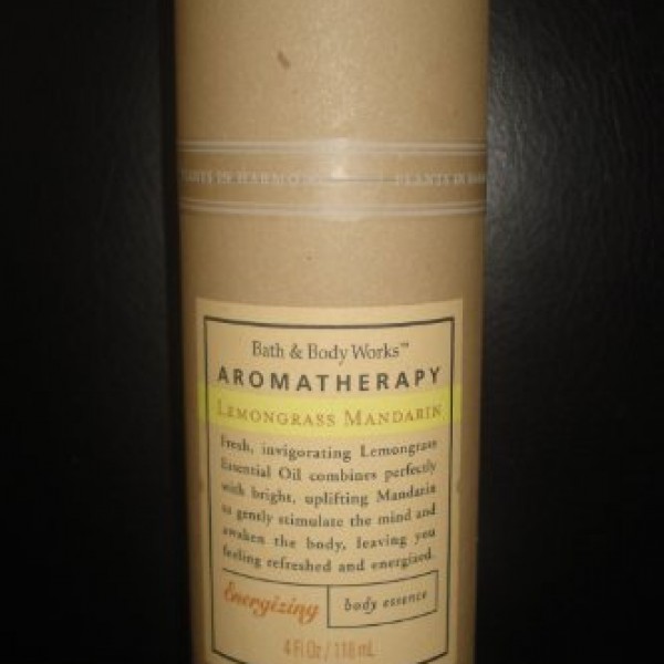 Bath and Body Works Aromatherapy Lemongrass Mandarin Body Essence 4 Oz