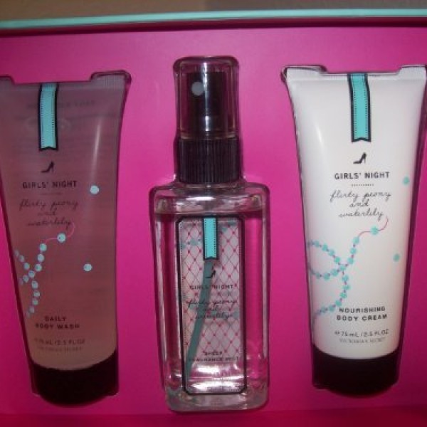 Victoria's Secret Girls' Night Out Gift Set 3 Pc