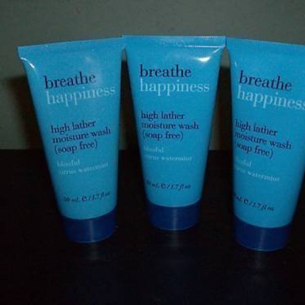 Happiness Bath Body Works Breathe Wash soap free lot of 3