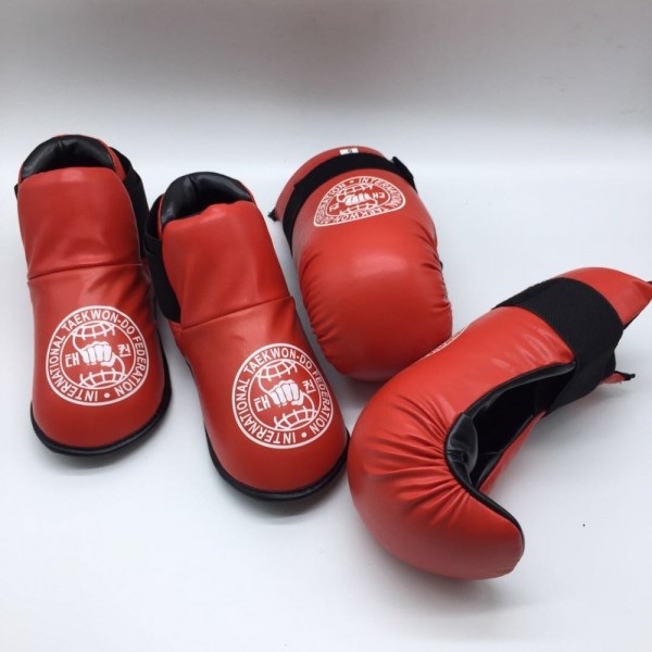 1Set ITF Taekwondo Foot Ankle Guard Protector Hand Protector Kickboxing Boat Gloves ITF Martial Arts Sparring Gear Karate