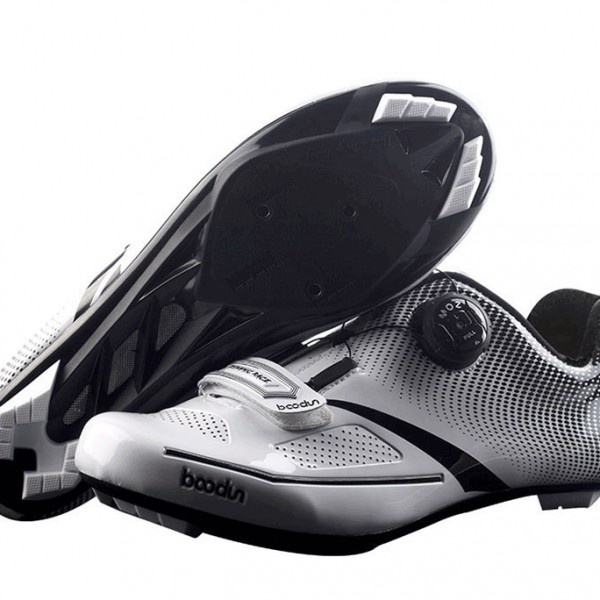 BOODUN Ultralight Self-closing Pro Men's Cycling Shoes Road Bike Triathlon Shoes Bicycle Lock Sneakers Zapatillas Ciclismo
