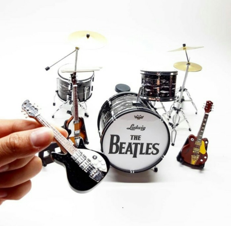 Miniature drum the beatles fast shipp