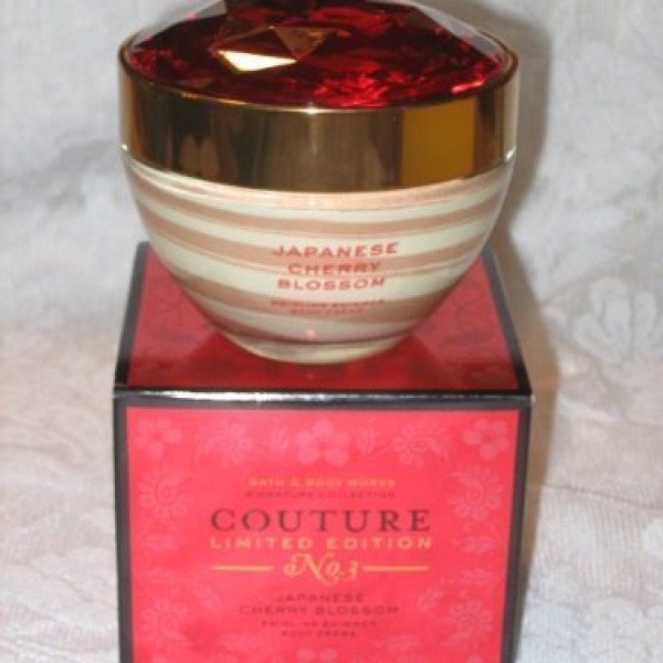BBW Japanese Cherry Blossom Couture Limited Edition Swirling Shimmer Body Creme